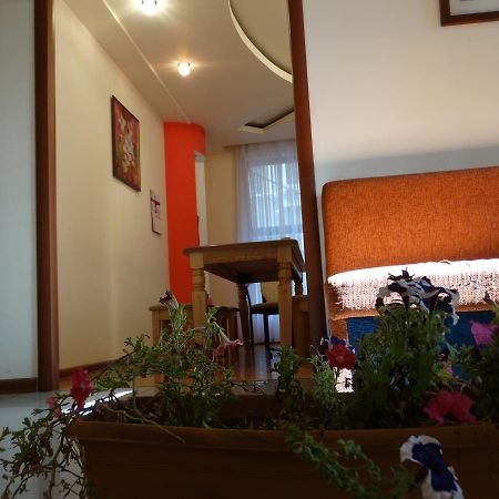 Destiny 1 Hostel Yerevan Exterior photo